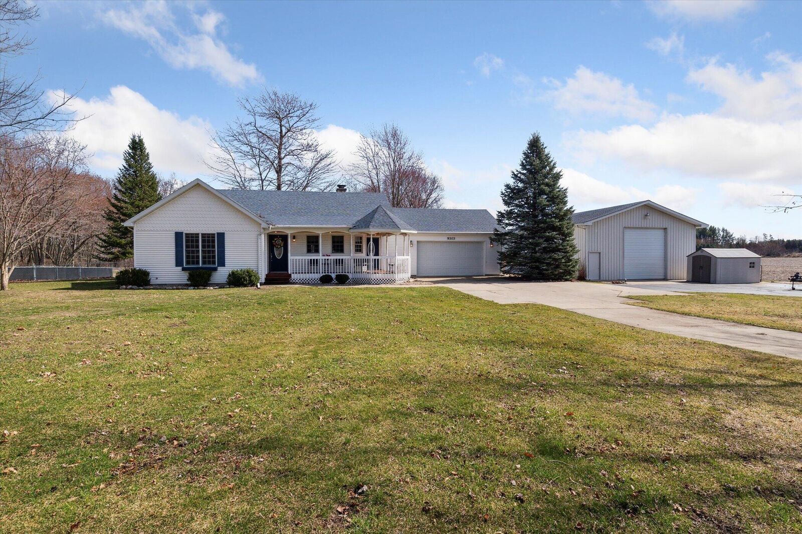 Property Photo: 9303 Gast Road MI 49106
