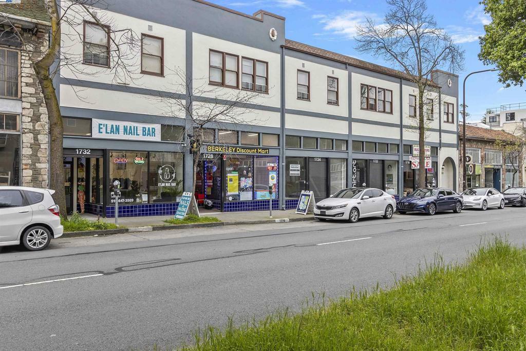Property Photo:  1732 University Avenue  CA 94703 