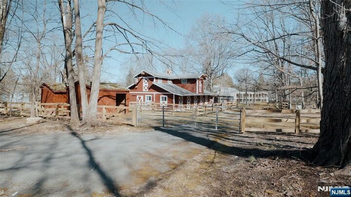 Property Photo:  98 E Saddle River Road  NJ 07458 