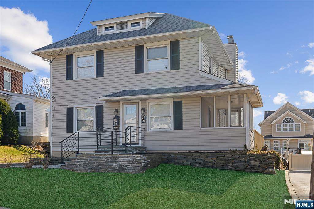 248 Raymond Street  Hasbrouck Heights NJ 07604 photo