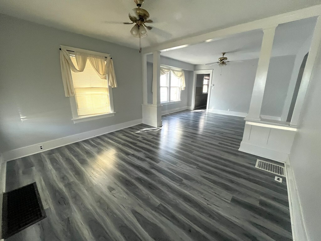 Property Photo: 501 Jefferson Street MO 64633