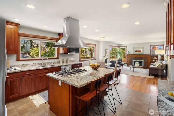 Property Photo: 8814 28th Avenue NW WA 98117