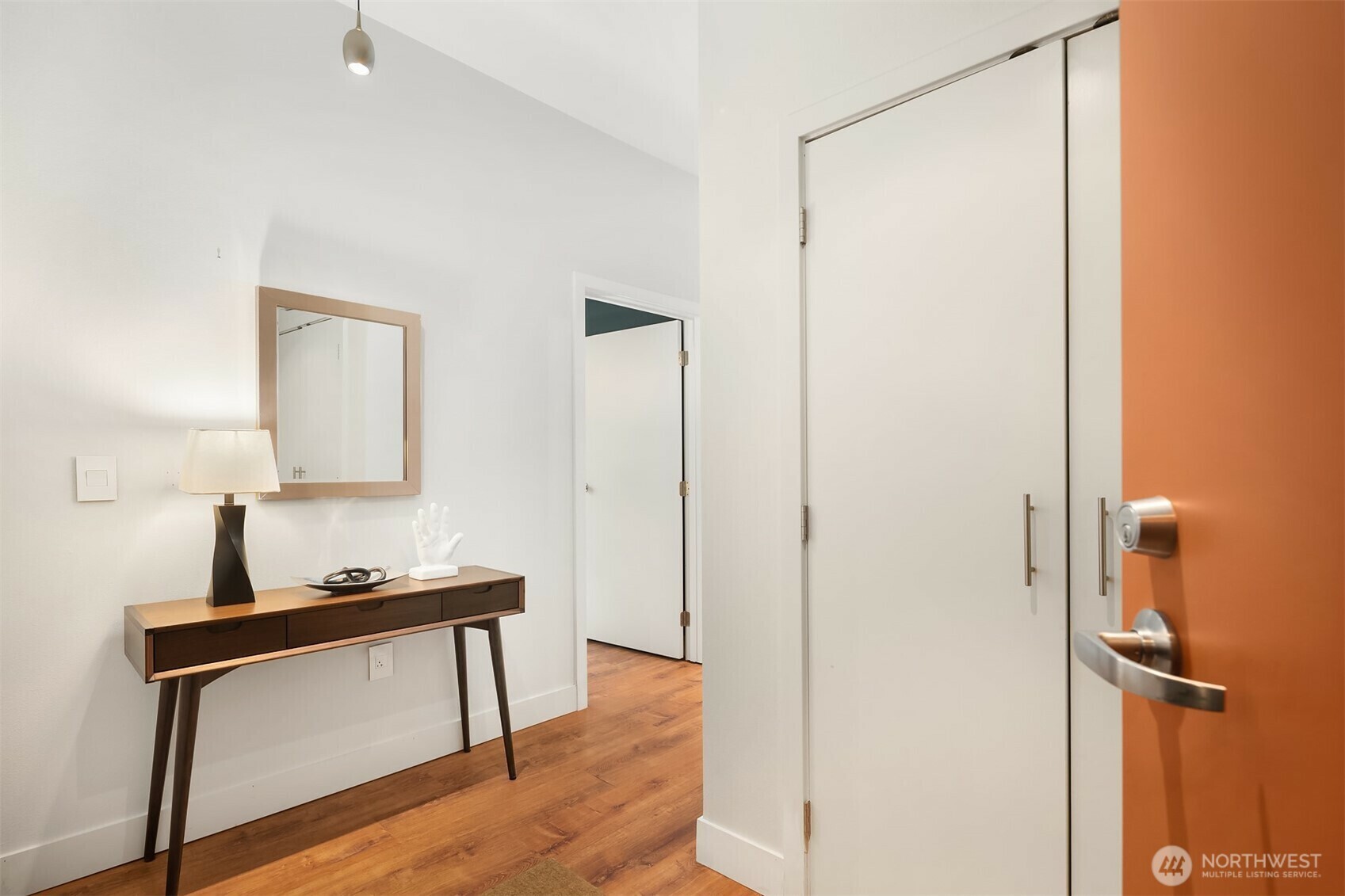 Property Photo: 303 E Pike Street 309 WA 98122
