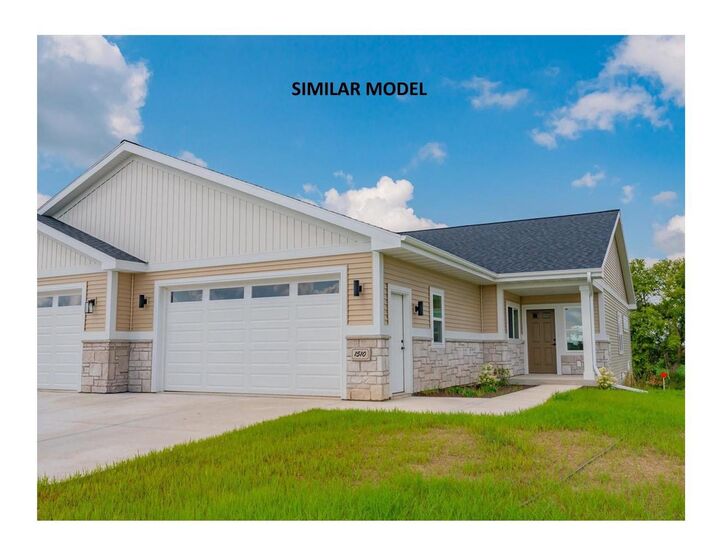 Property Photo:  1430 Palm Grass Way  WI 53589 