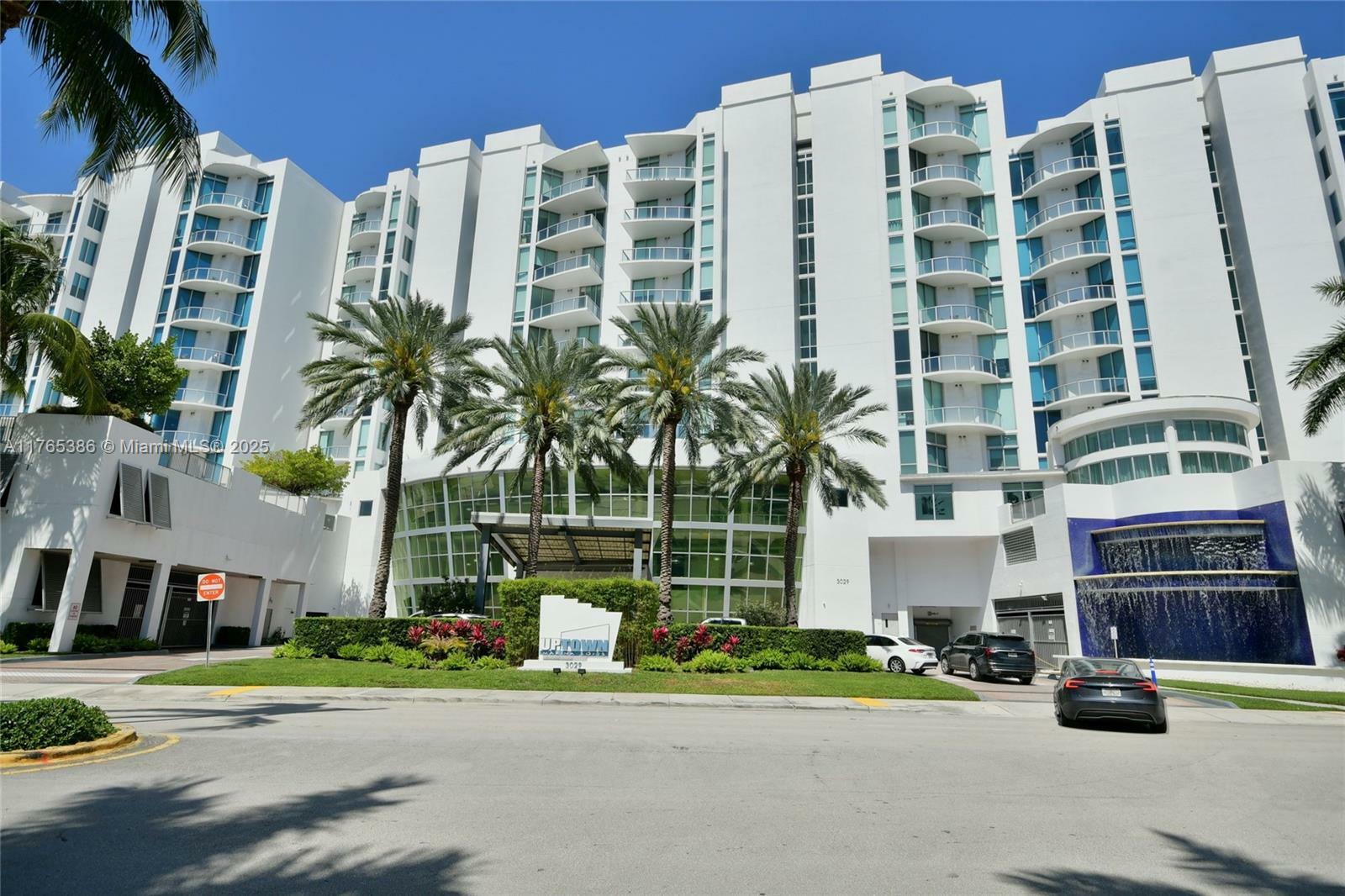 Property Photo: 3029 NE 188th St 902 FL 33180