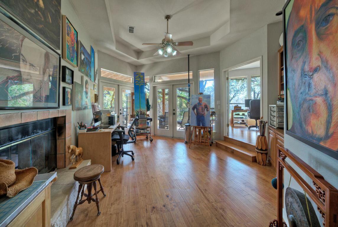 Property Photo: 109 Rogues Roost Drive TX 78734