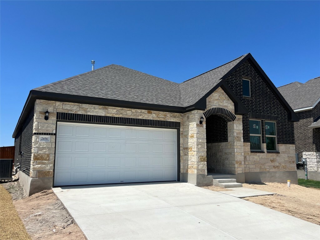 Property Photo: 2456 Walking Y Road TX 78633
