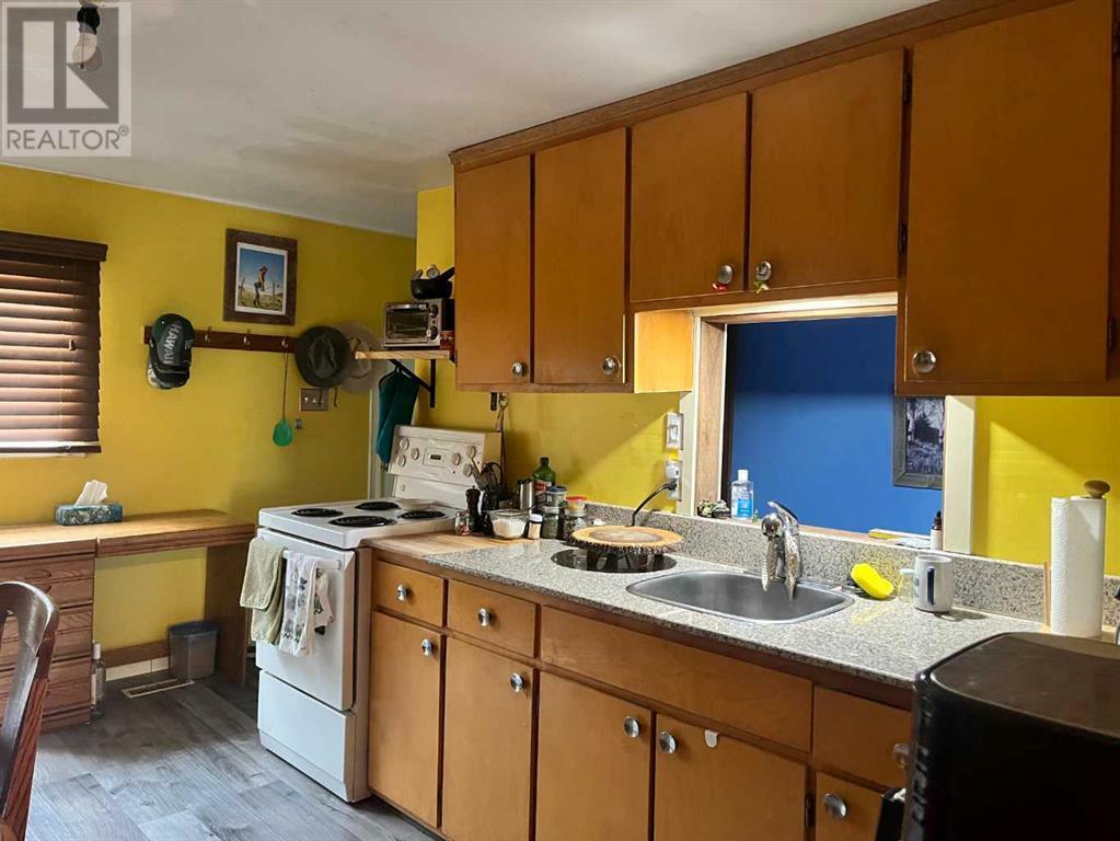Property Photo: 4830 49 Avenue AB T0B 2P0