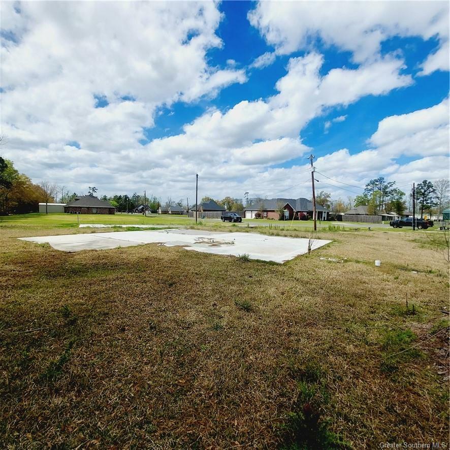 Property Photo: 1395 Matthew Drive LA 70611