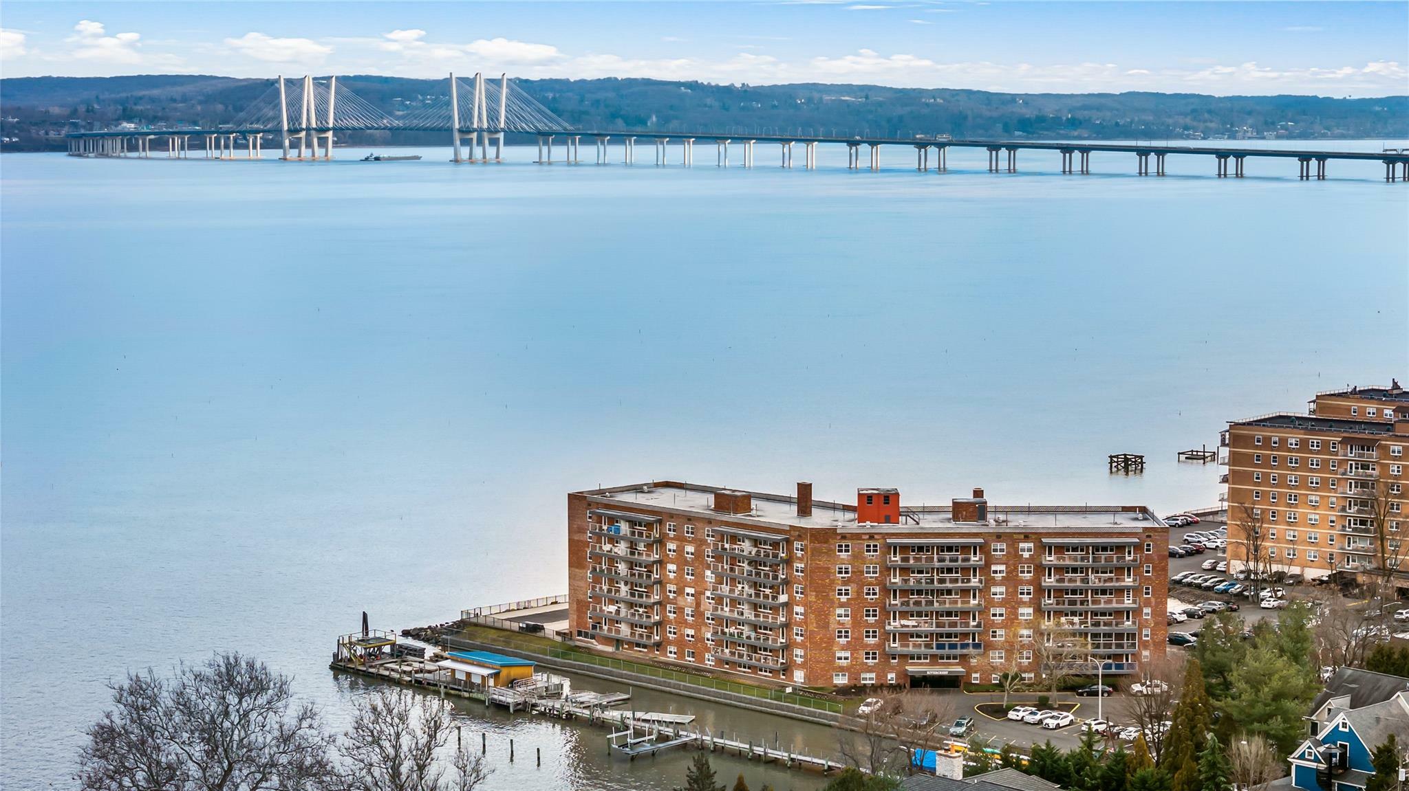 Property Photo:  103 Gedney Street 6M  NY 10960 