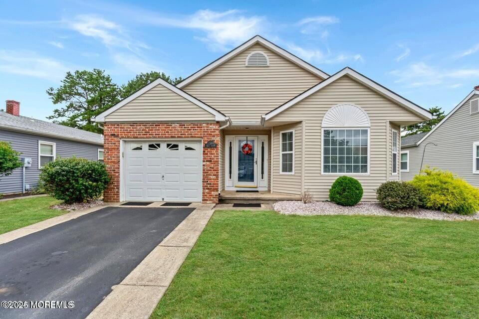 Property Photo: 59 Trent Drive NJ 08757