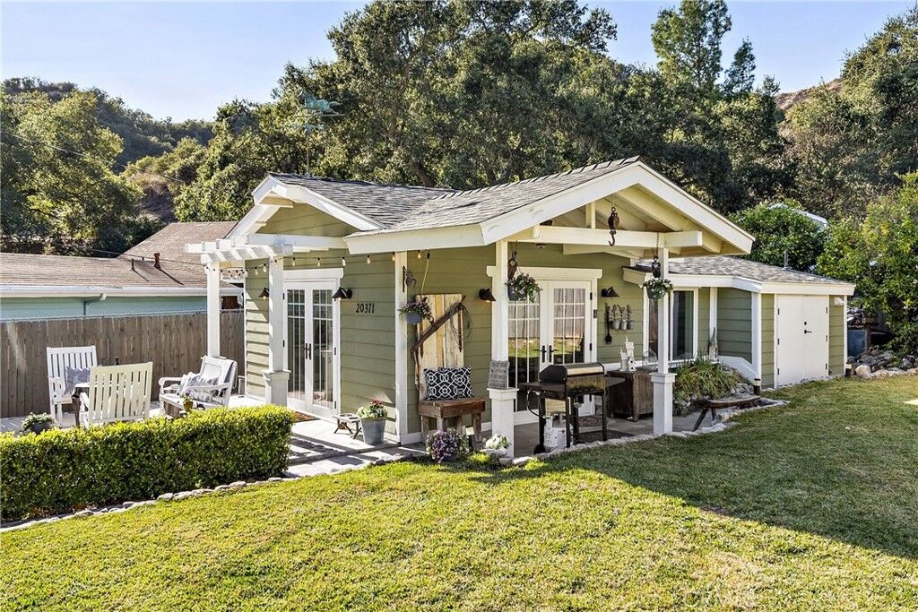 Property Photo:  20371 Adkinson Lane  CA 92679 