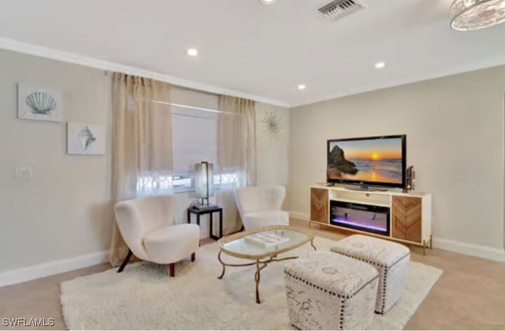 Property Photo:  116 Capri Boulevard  FL 34113 