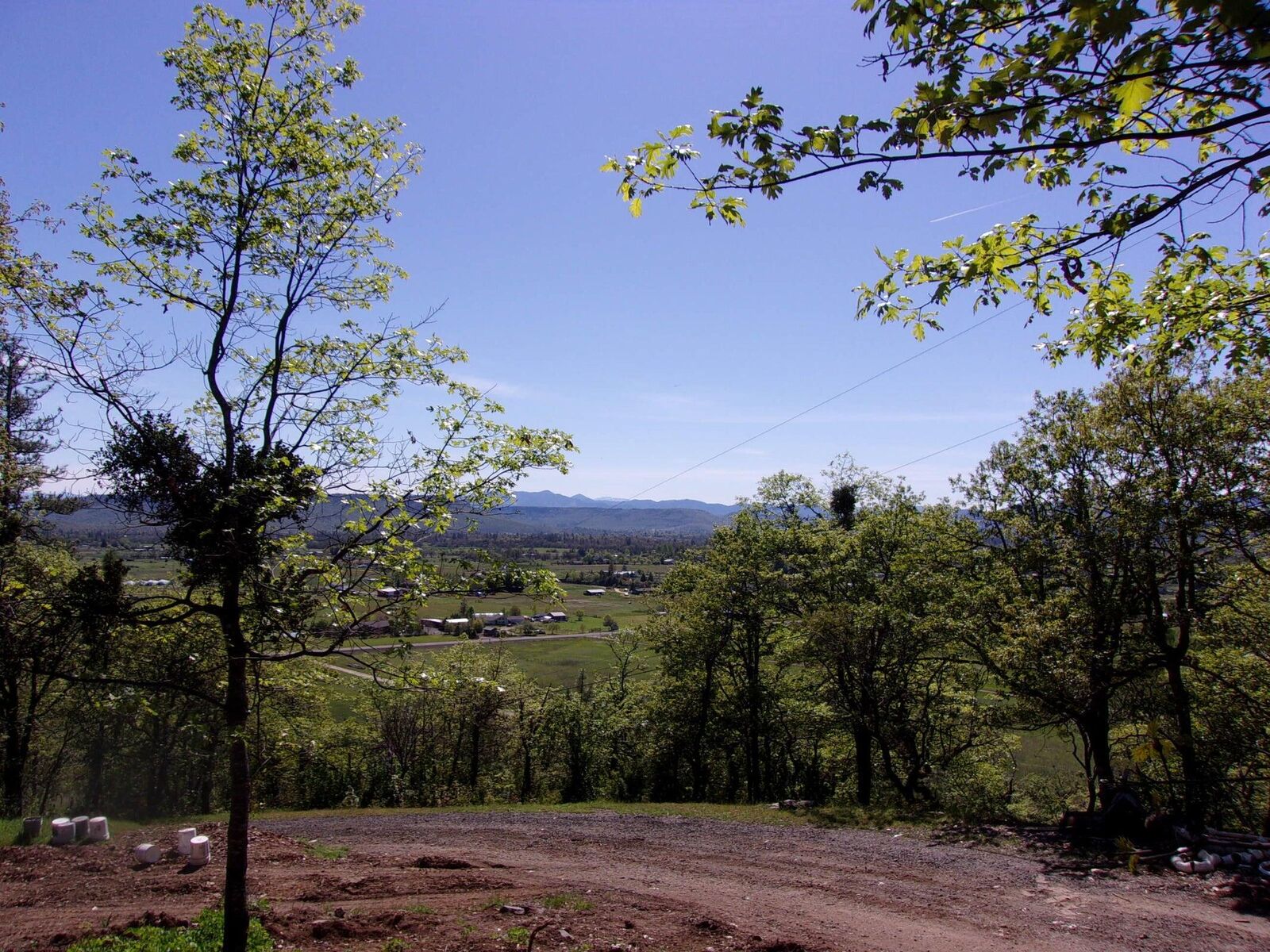 Property Photo:  3840 Beagle Road  OR 97503 