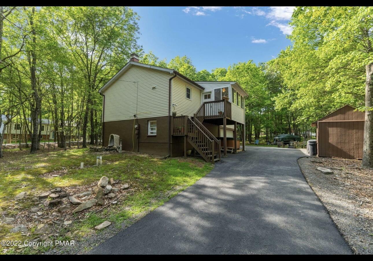 Property Photo: 148 Sycamore Circle PA 18210
