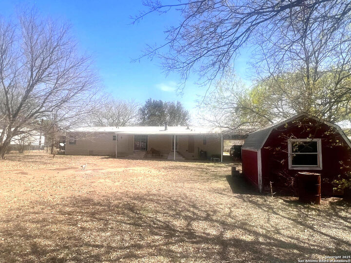 Property Photo:  6207 Pioneer Ridge  TX 78245 