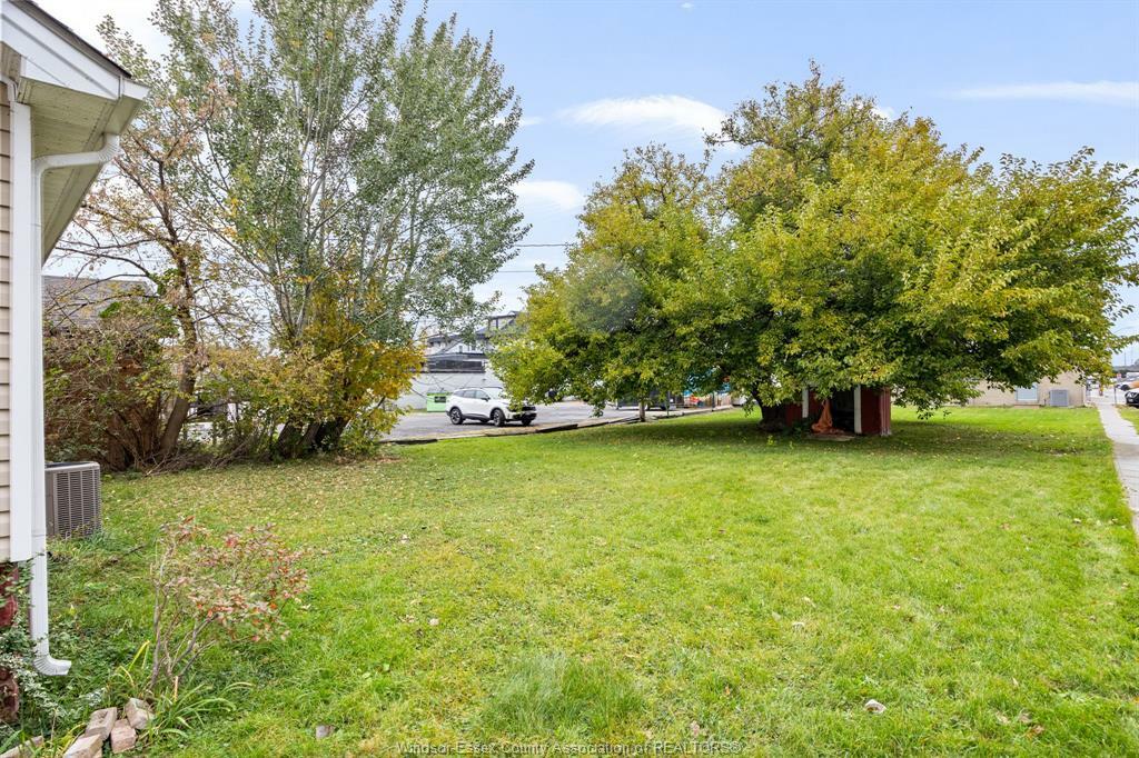 Property Photo: 557 St. Charles Street ON N0R 1A0