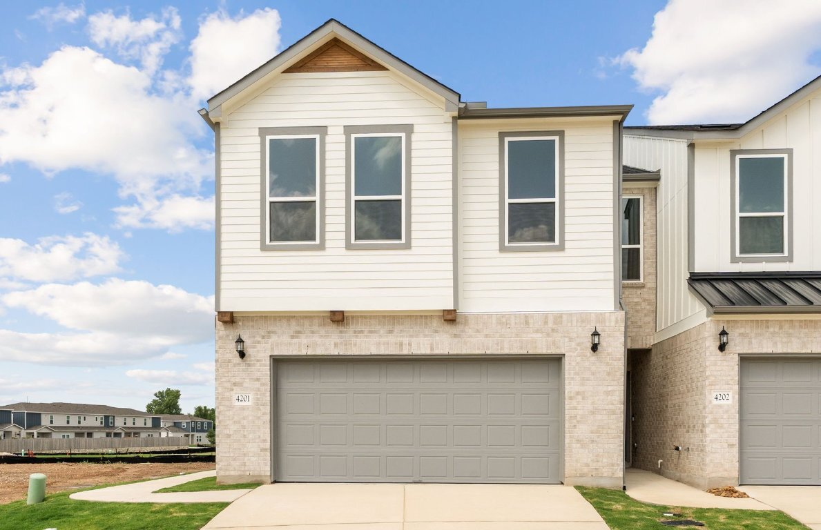 Property Photo:  1955 Settlers Glen Drive 4201  TX 78665 