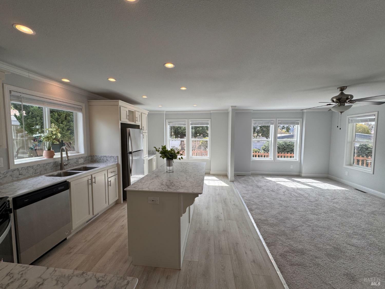 34 Springhill Court  Santa Rosa CA 95409 photo