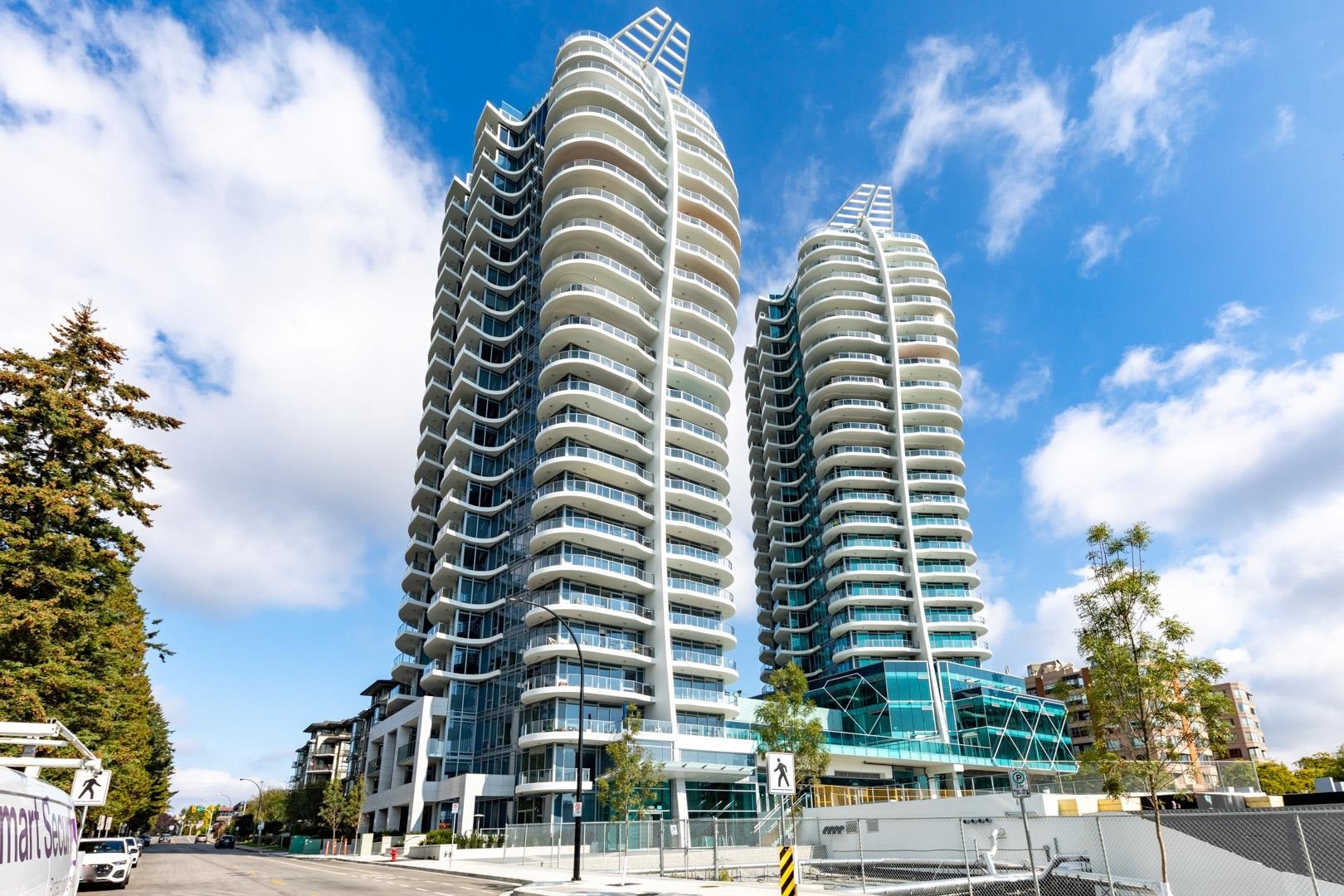 Property Photo: 1500 Martin Street 1501 BC V4B 0C2
