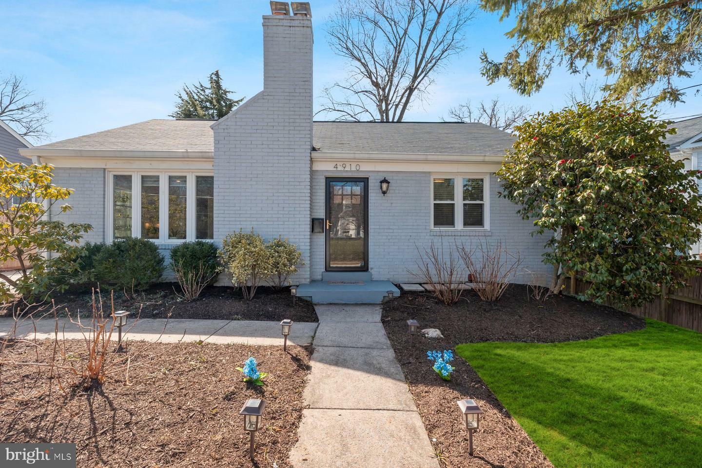 4910 Cushing Drive  Kensington MD 20895 photo