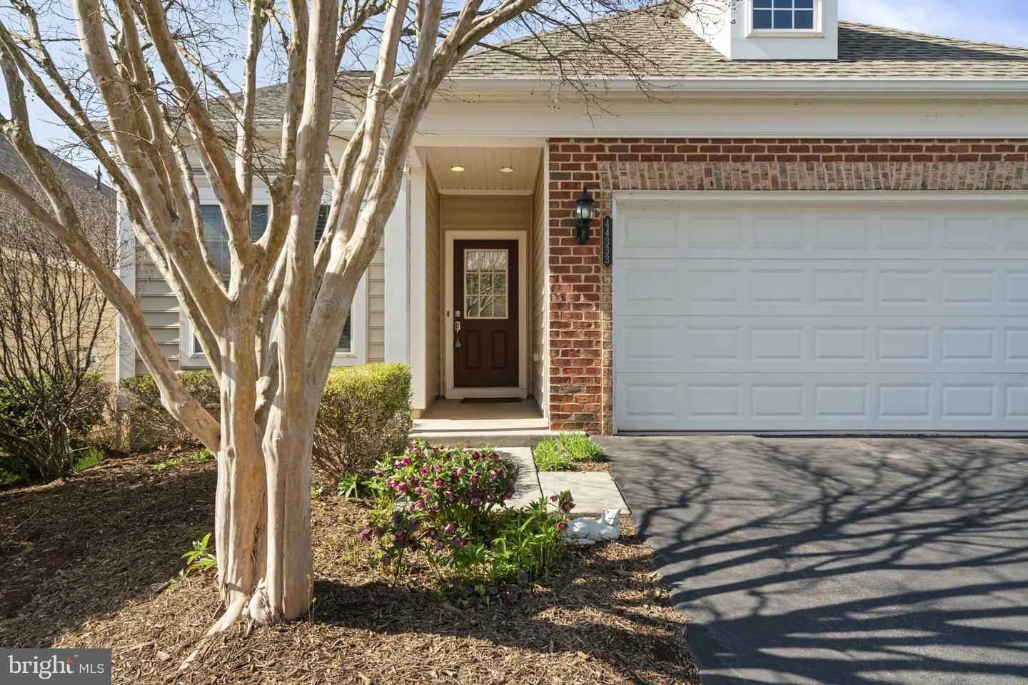 Property Photo: 44333 Panther Ridge Drive VA 20147
