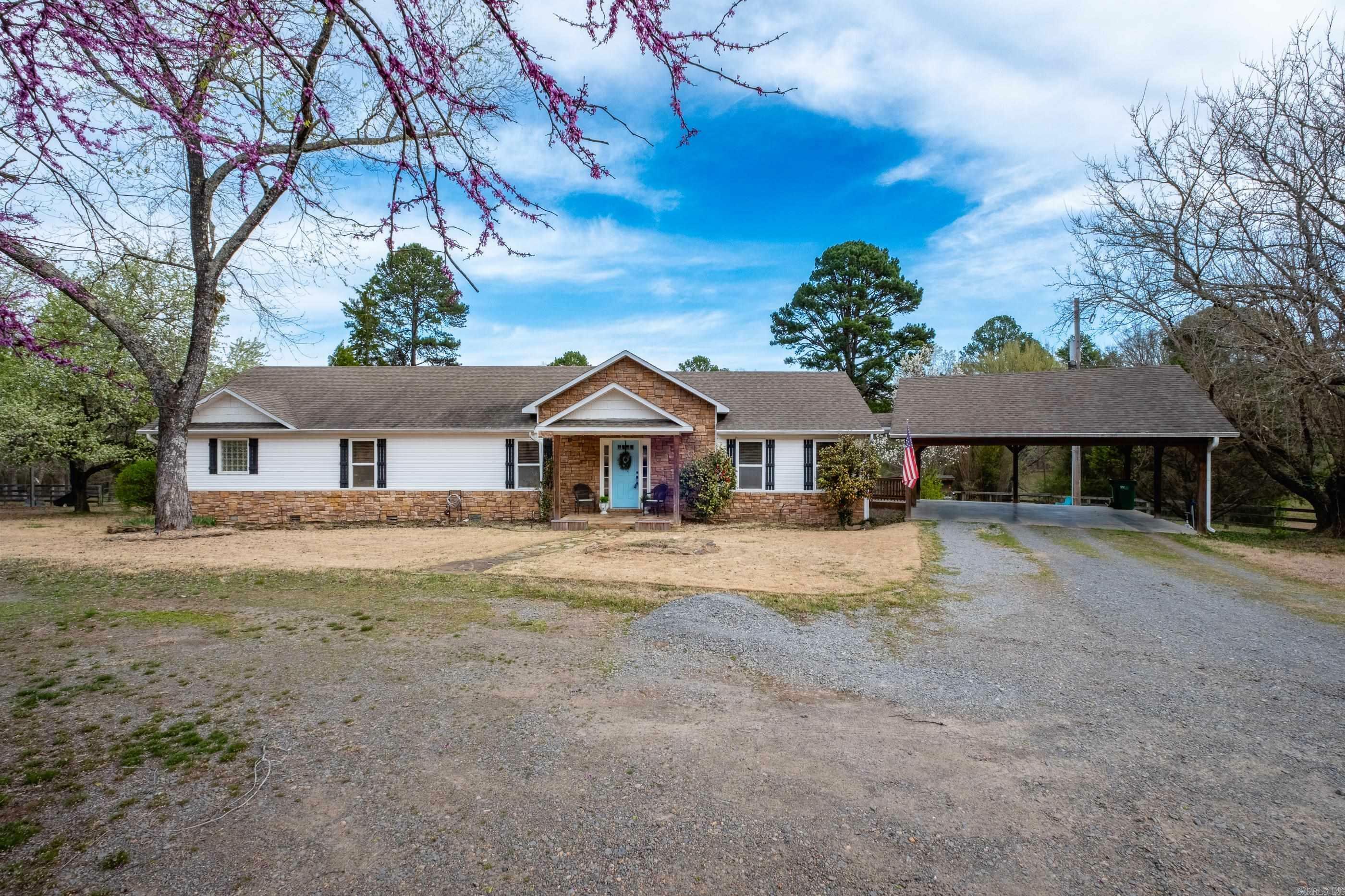 Property Photo: 26600 Kanis Road AR 72223