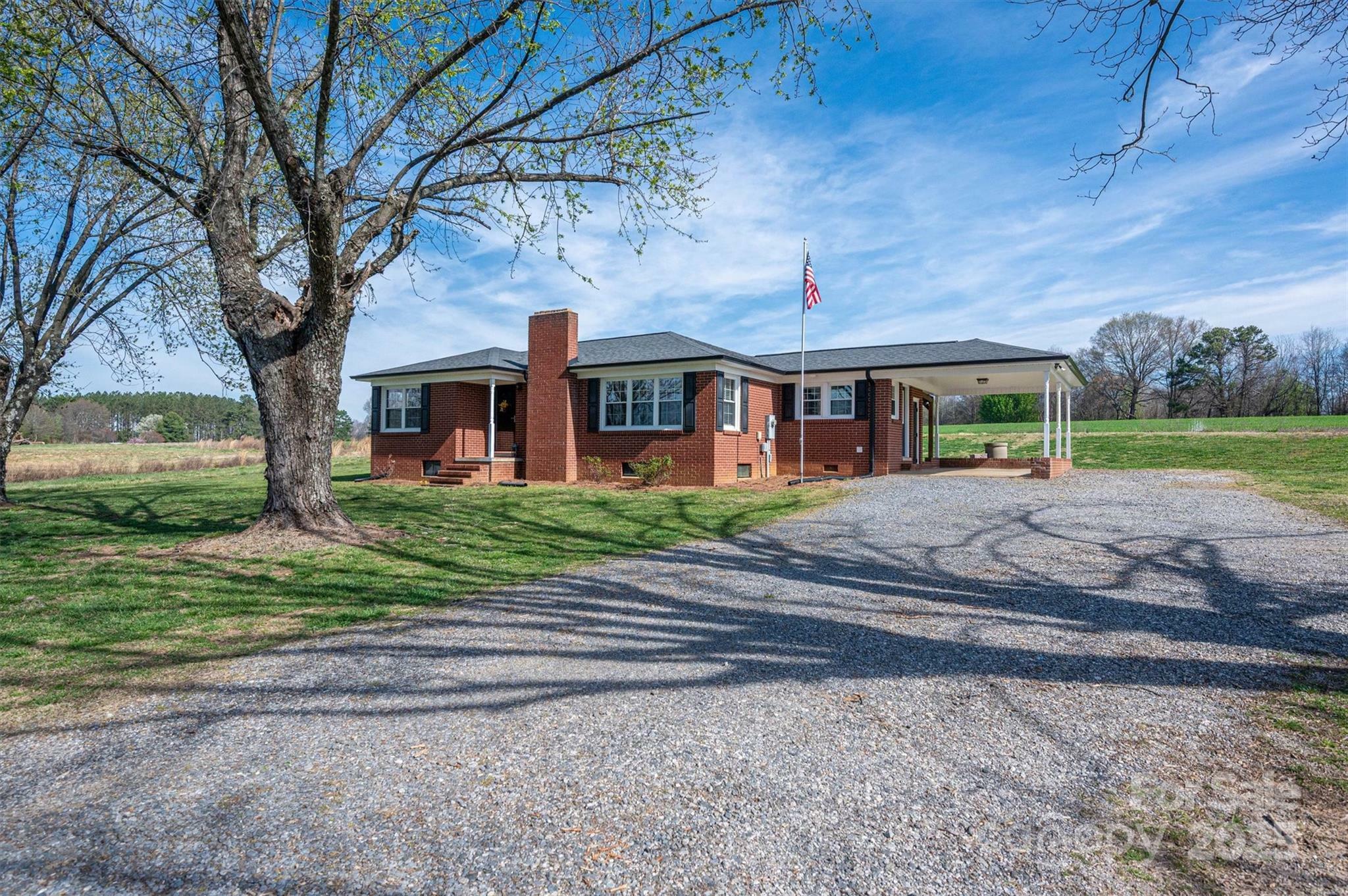 Property Photo: 5392 W Nc 27 Highway NC 28168