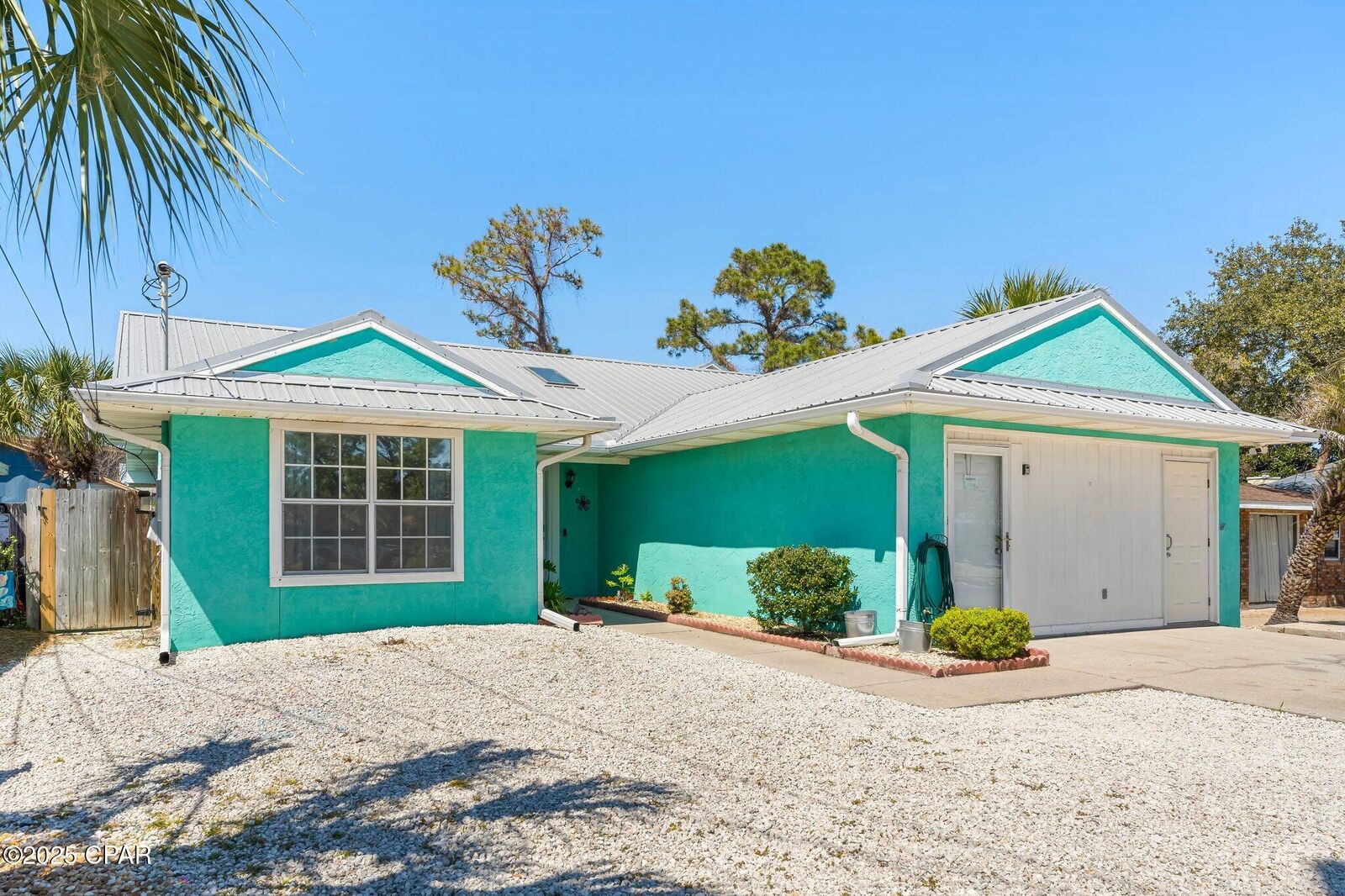 Property Photo: 3924 Vicar Street FL 32408