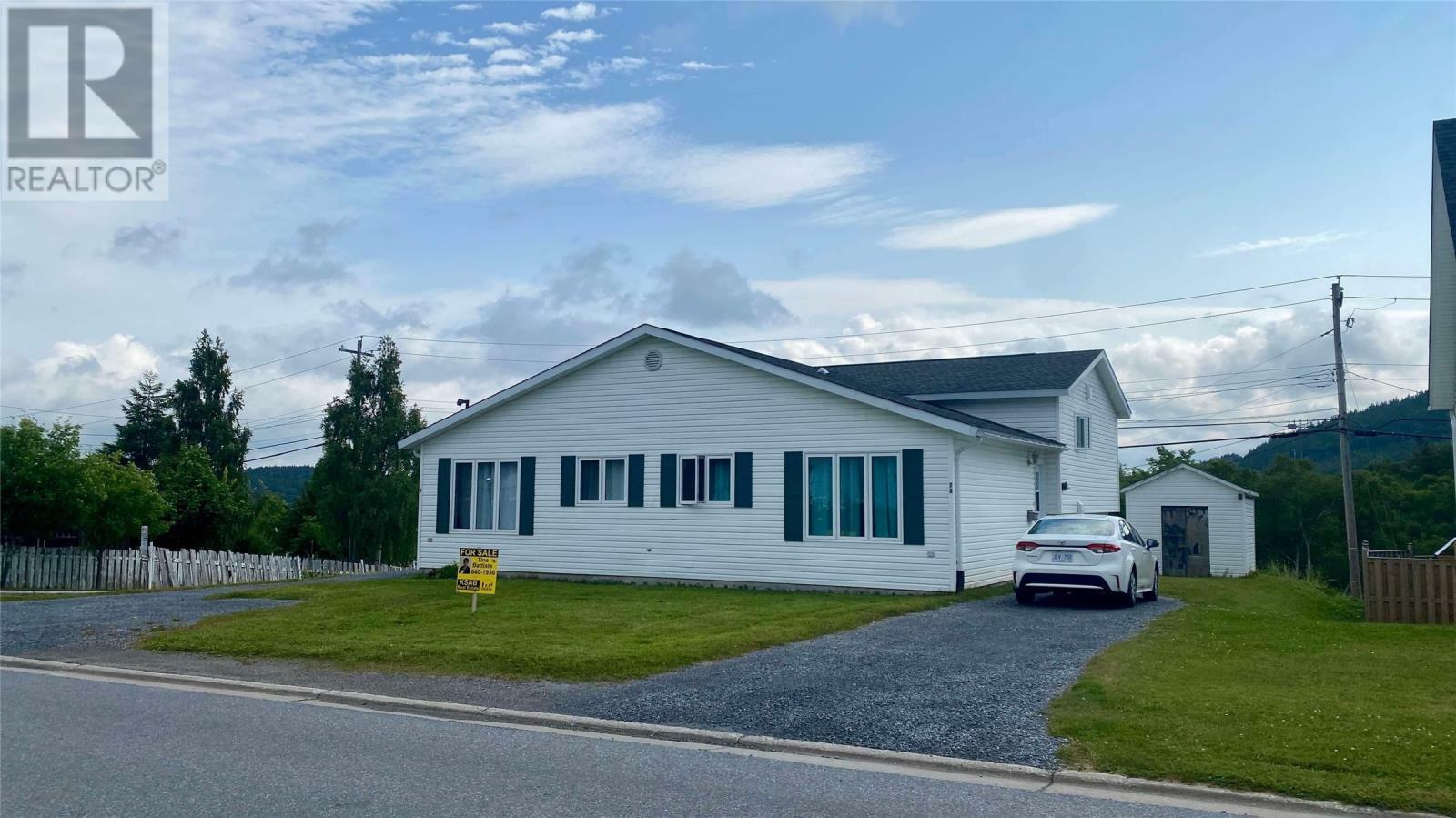 Property Photo: 7 Shamrock Crescent NL A2H 7H8