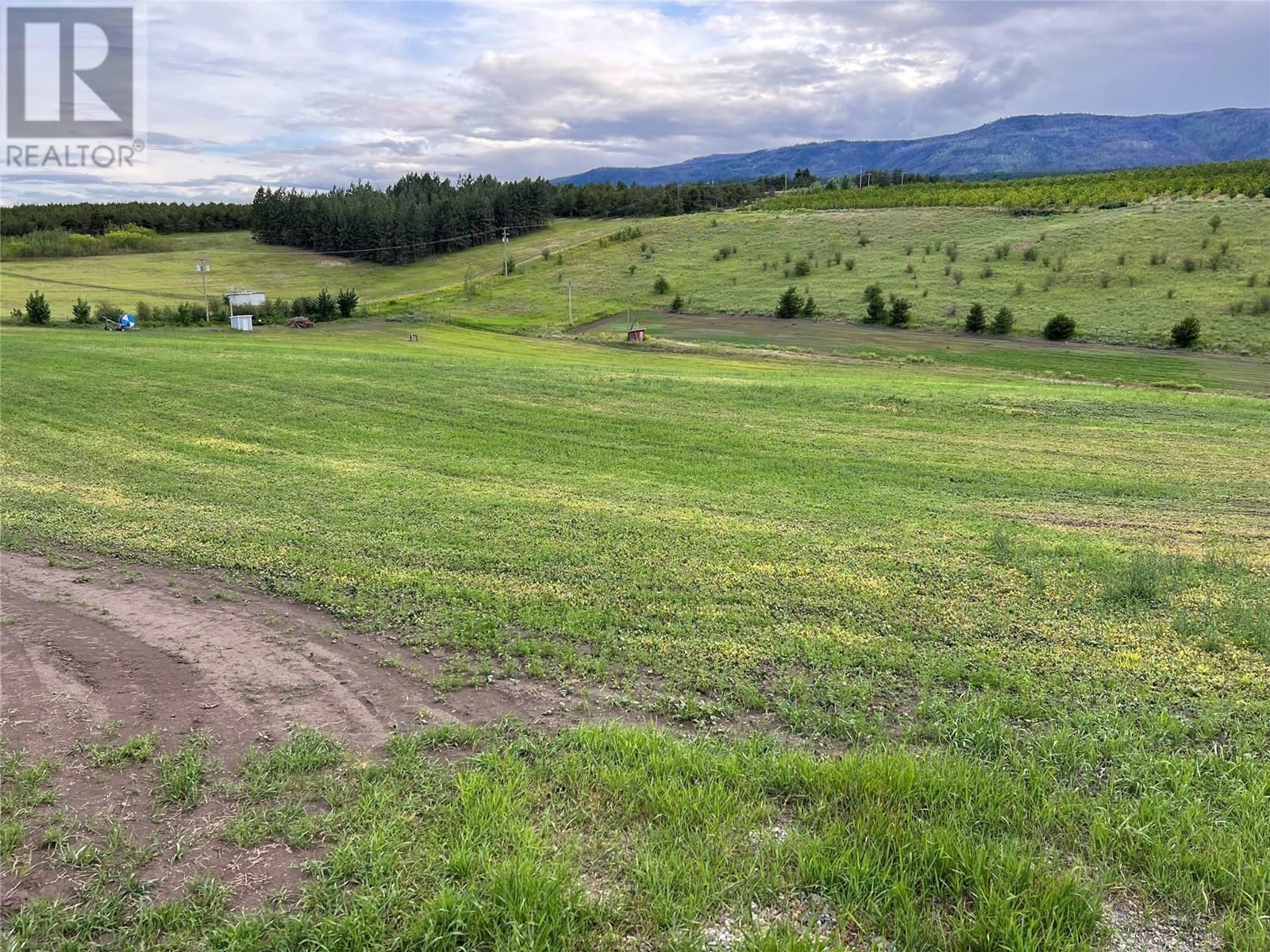 Property Photo: 890 Evans Road BC V0E 1B5