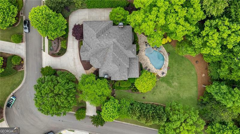 Property Photo: 2260 Wood Falls Drive GA 30041