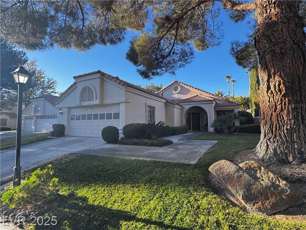 Property Photo: 7732 Tinted Mesa Court NV 89149