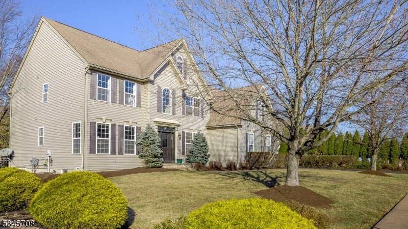 Property Photo: 25 Valley Wood Dr NJ 08873