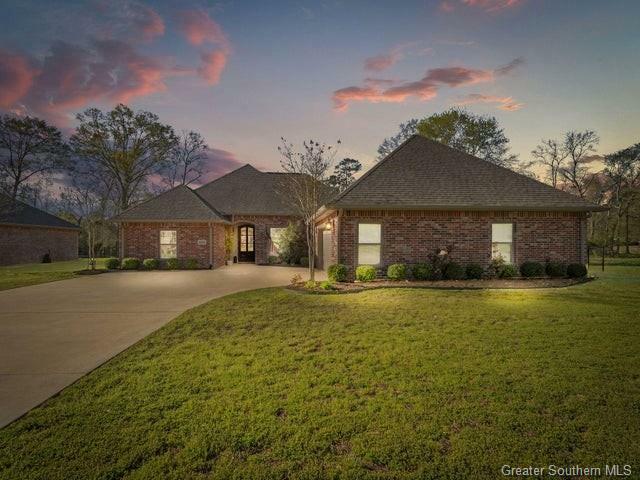 Property Photo: 502 Linlee Drive LA 70634