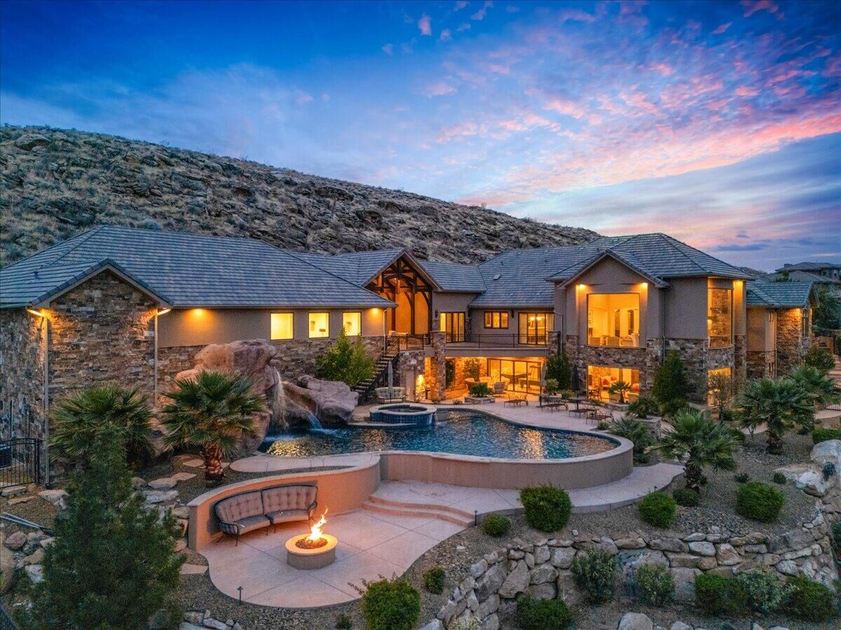 Property Photo:  2255 S Hill #14  UT 84790 