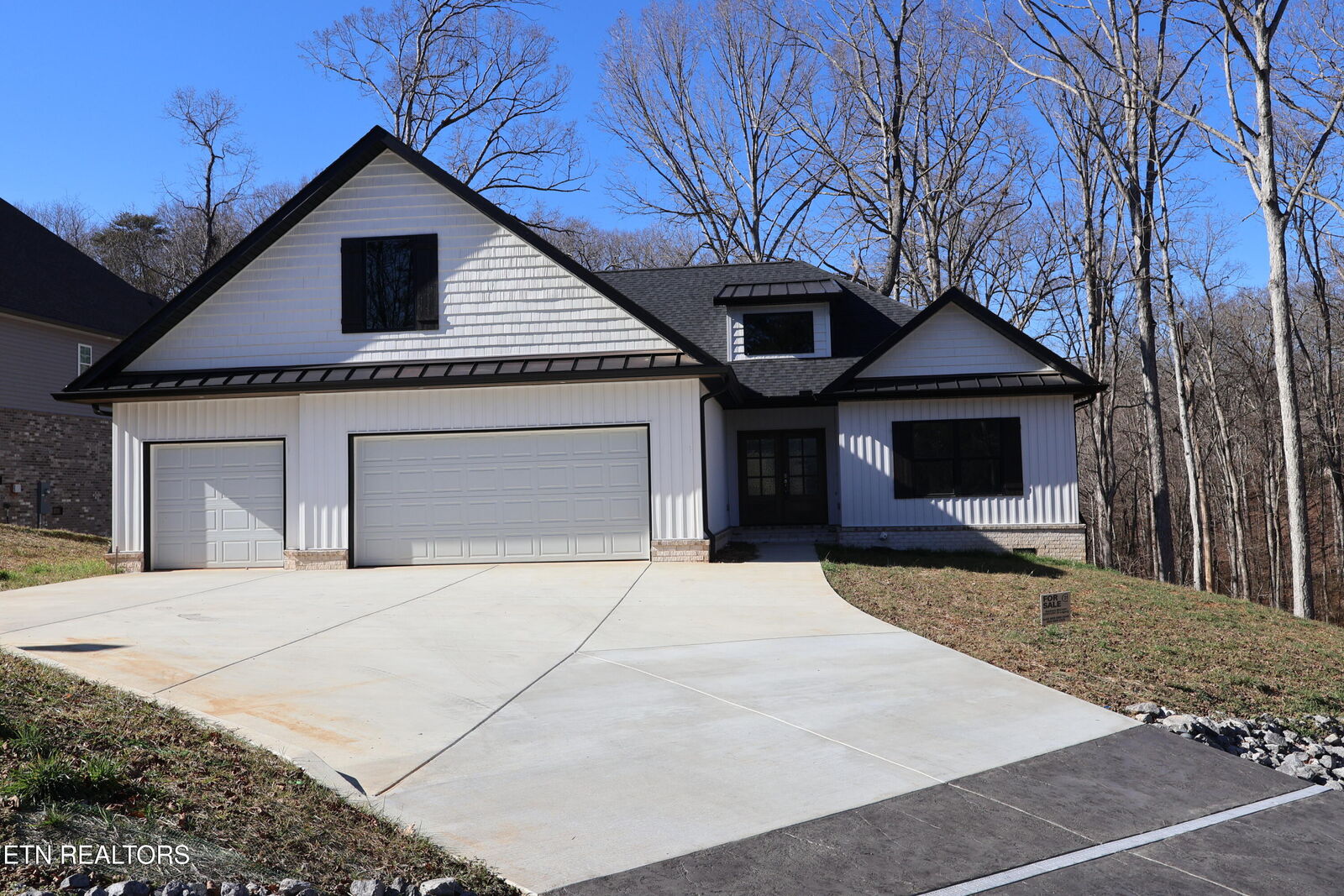 Property Photo: 301 Seminole Trace TN 37774
