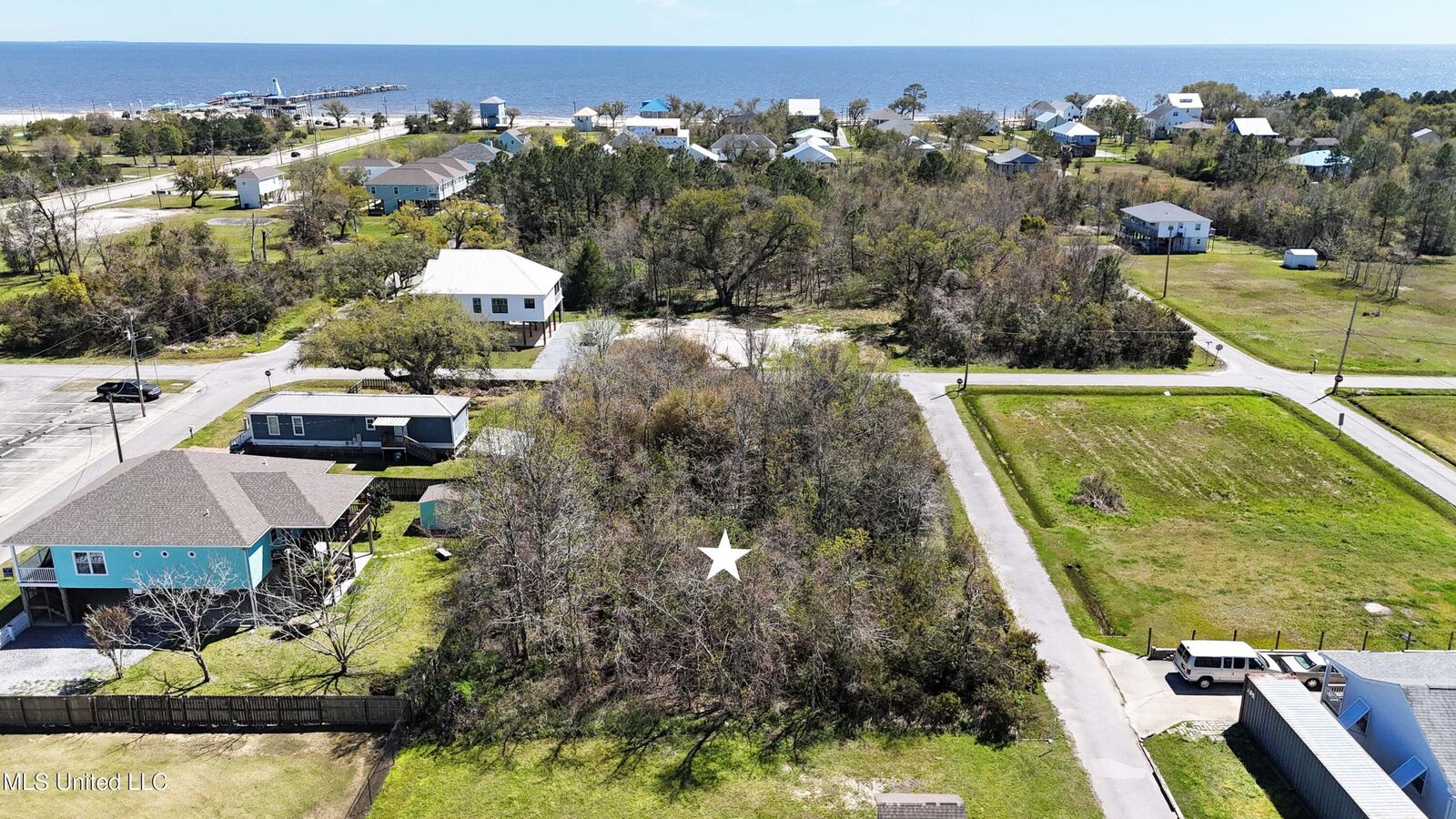 Property Photo:  306 Perron Street  MS 39576 