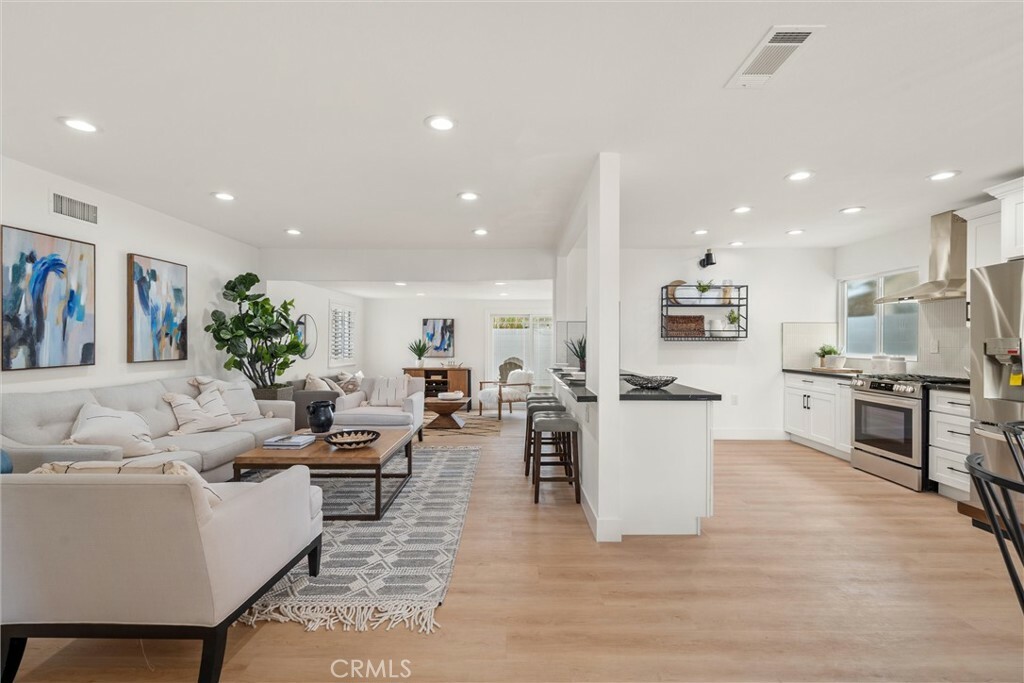 Property Photo:  17913 Martha Place  CA 90703 