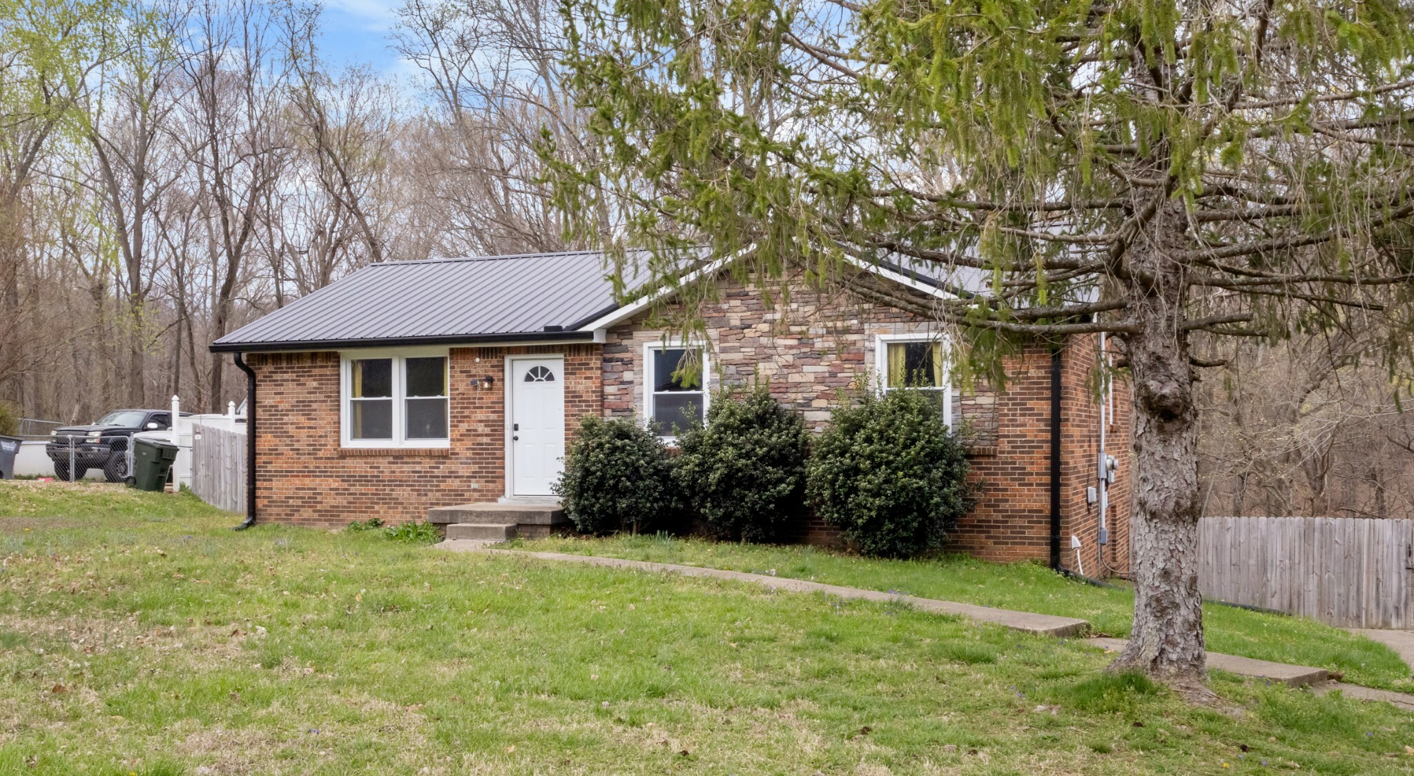 Property Photo: 2727 Turner Ln TN 37040