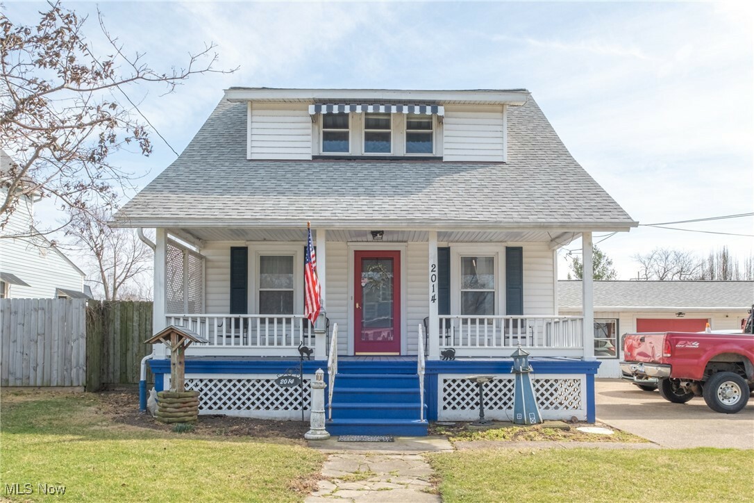 Property Photo: 2014 E Erie Avenue OH 44052