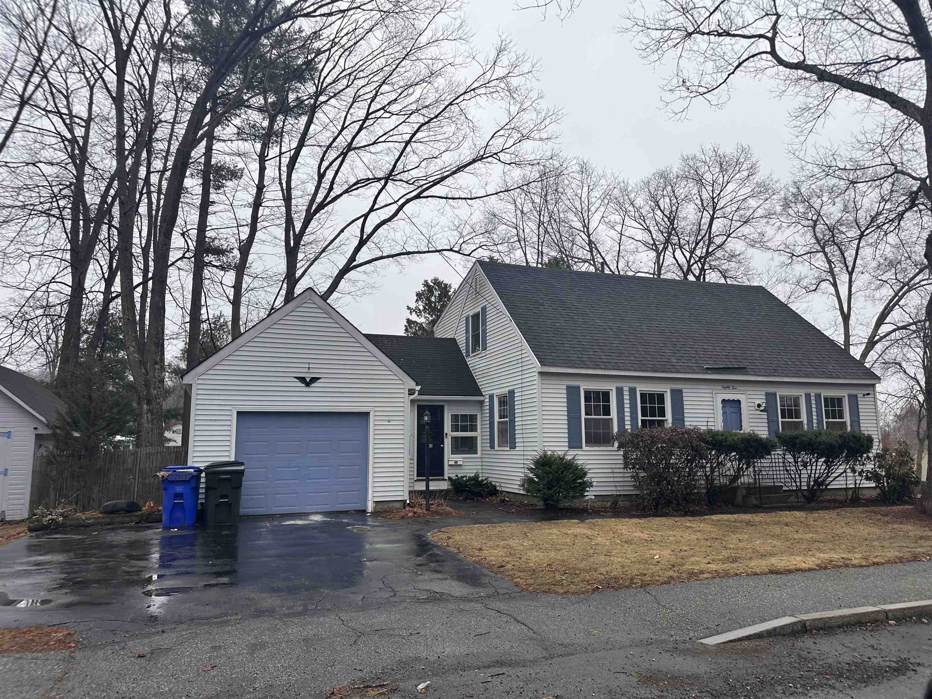 Property Photo: 85 Smyth Road NH 03104
