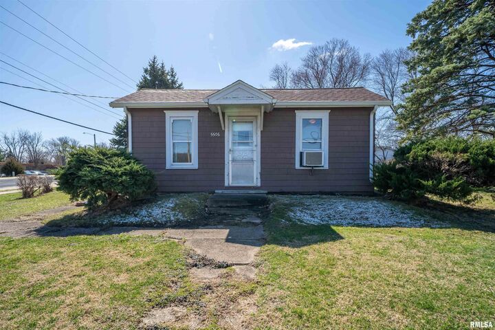 5506 W Hi Vue Lane  Peoria IL 61604 photo