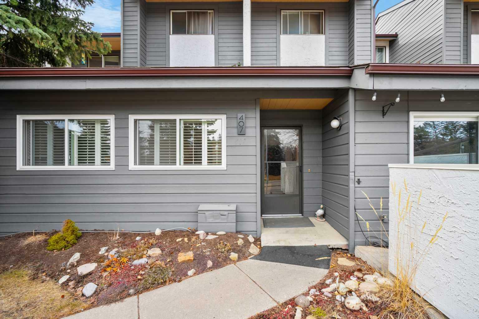 Property Photo: 2520 Palliser Drive SW 407 AB T2V 4S9