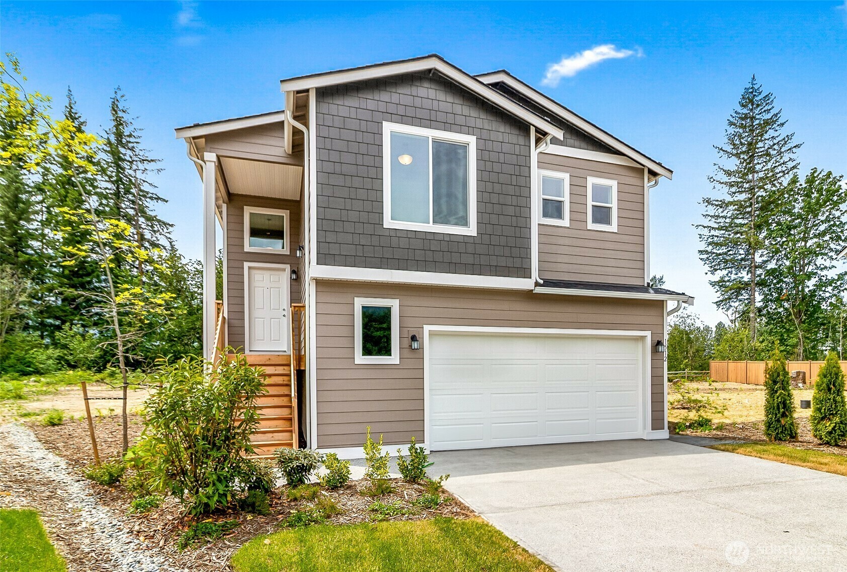 Property Photo: 1512 Alder Lane WA 98251