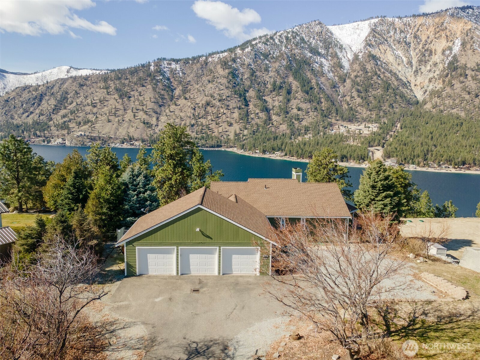 Property Photo: 1945 Summit Boulevard WA 98831