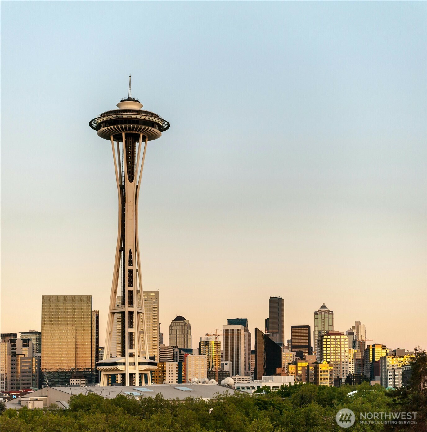 Property Photo: 1231 5th Avenue N 202 WA 98109
