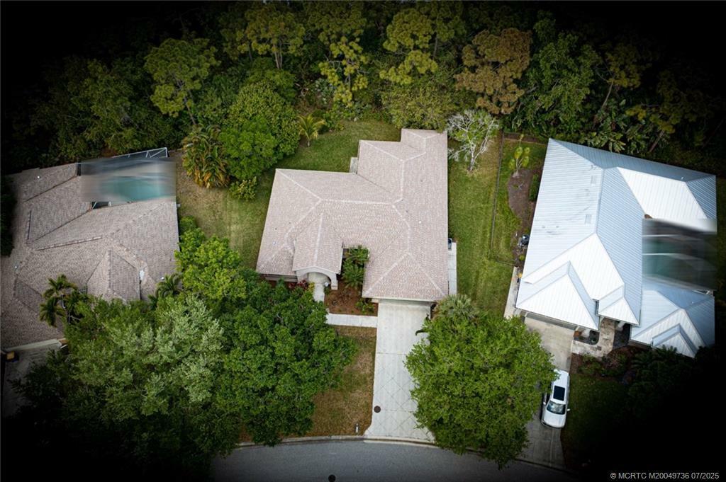 Property Photo: 582 SE Southwood Trail FL 34997