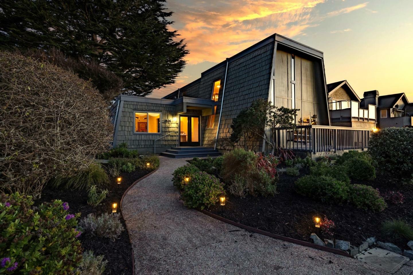 314 Roosevelt Boulevard  Half Moon Bay CA 94019 photo