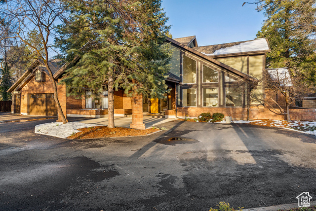Property Photo: 1919 E Baywood Dr UT 84117